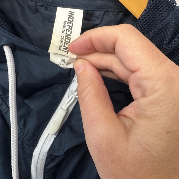 Toad the Wet Sprocket Windbreaker - Size Men's Medium - Picture 2 of 3